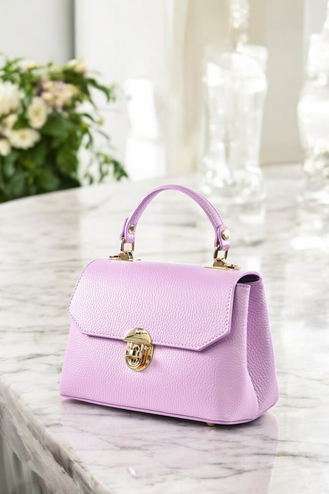 Egle bag in lilac dollar leather