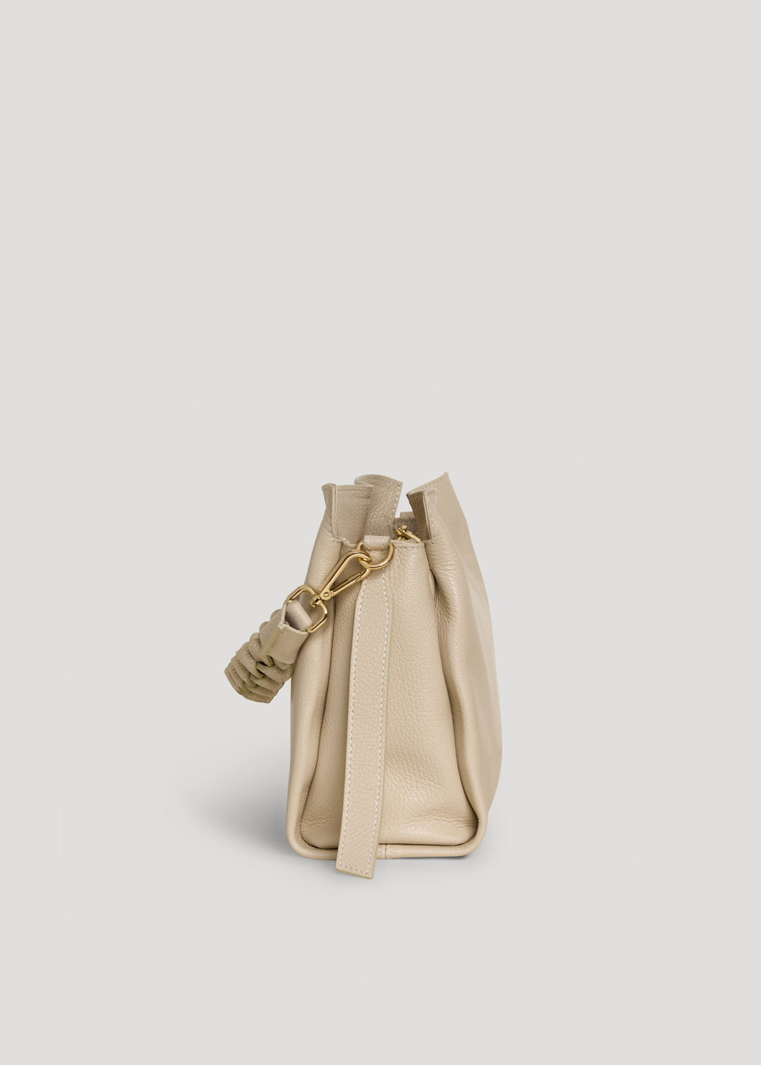 Braid bag in Beige Dollaro leather
