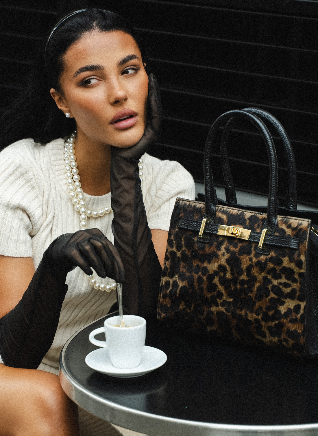 Grace bag in black dollar leather
