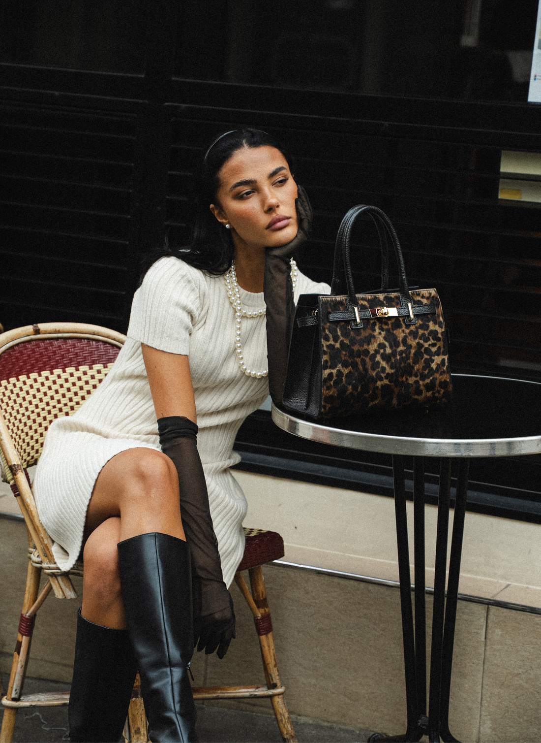 Grace bag in black dollar leather