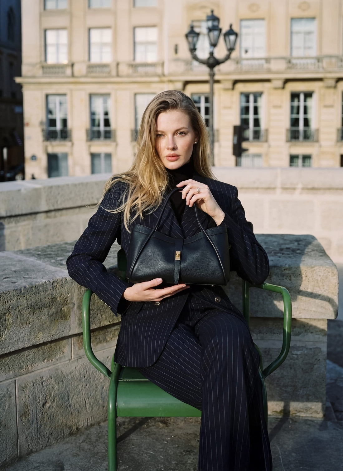Borsa Mayfair Micro in Pelle Togo Nera - Voemièn