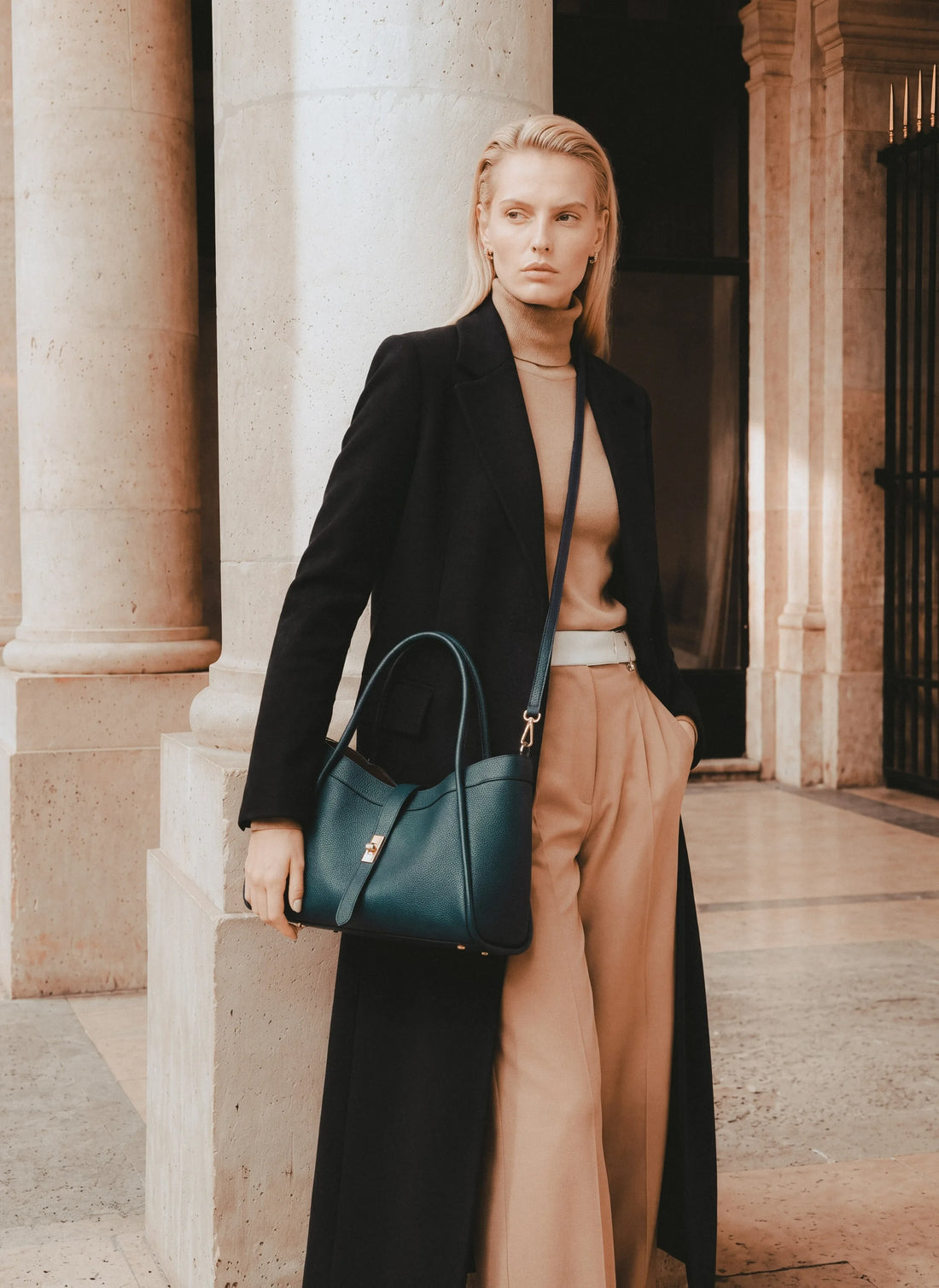 Borsa Mayfair Media in Pelle Togo Petrolio