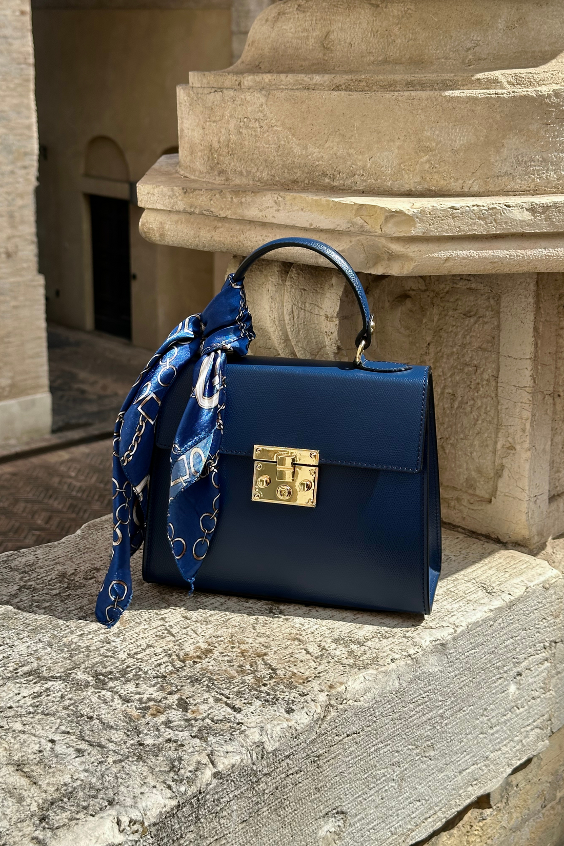 Borsa Marigold in pelle Saffiano Blu Navy