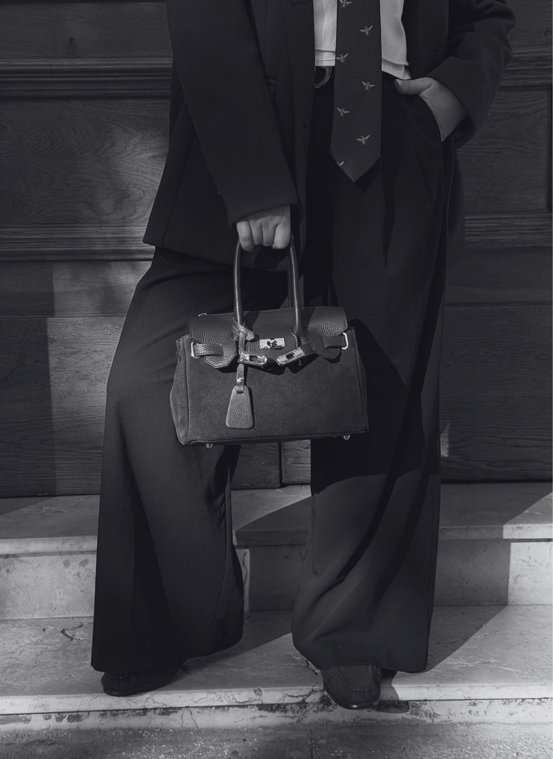 Borsa Elizabeth Micro in Camoscio e Pelle Nera - Voemièn