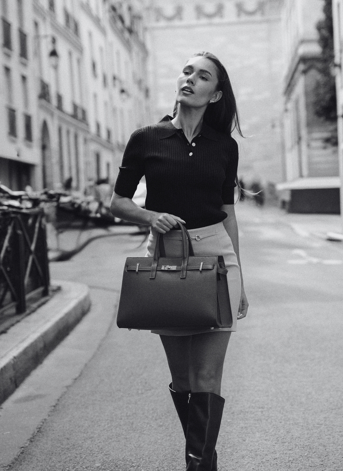 Sveva bag in dark brown dollar leather