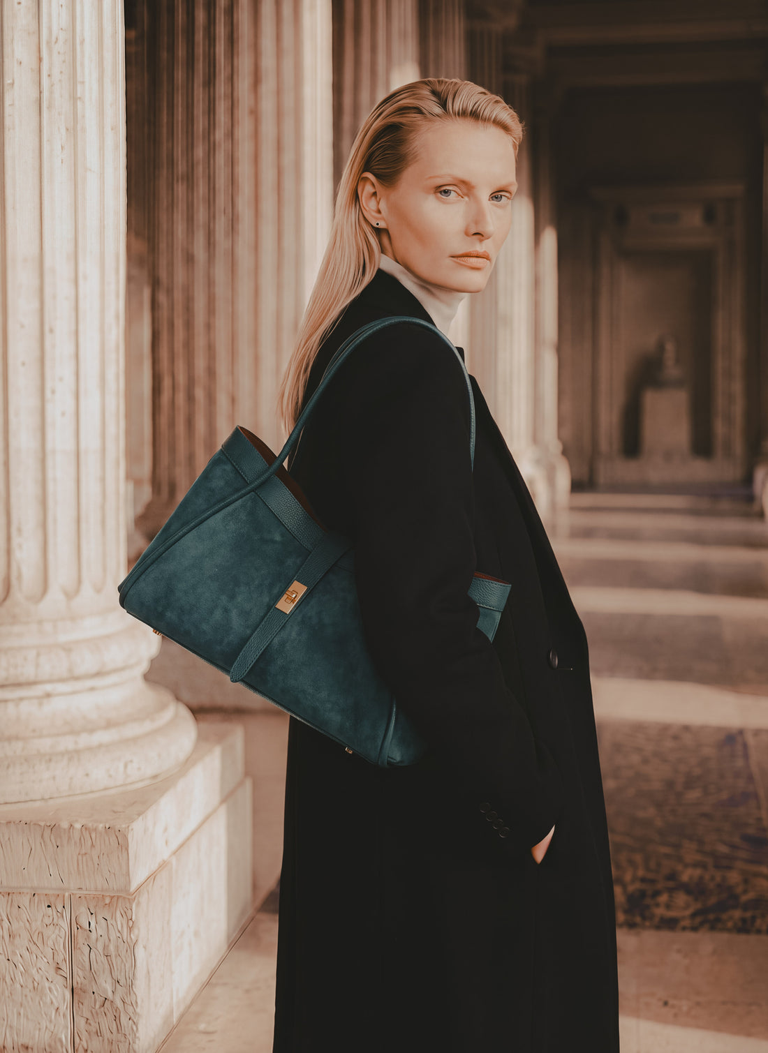 Borsa Mayfair Media in Camoscio e Pelle Togo Petrolio
