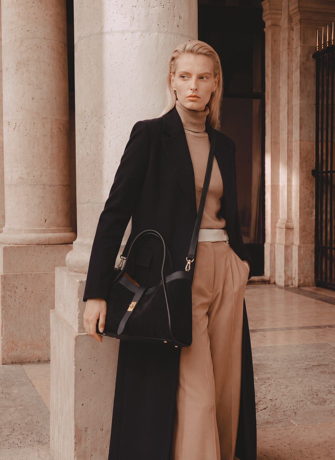 Borsa Mayfair Media in Camoscio e Pelle Togo Nera