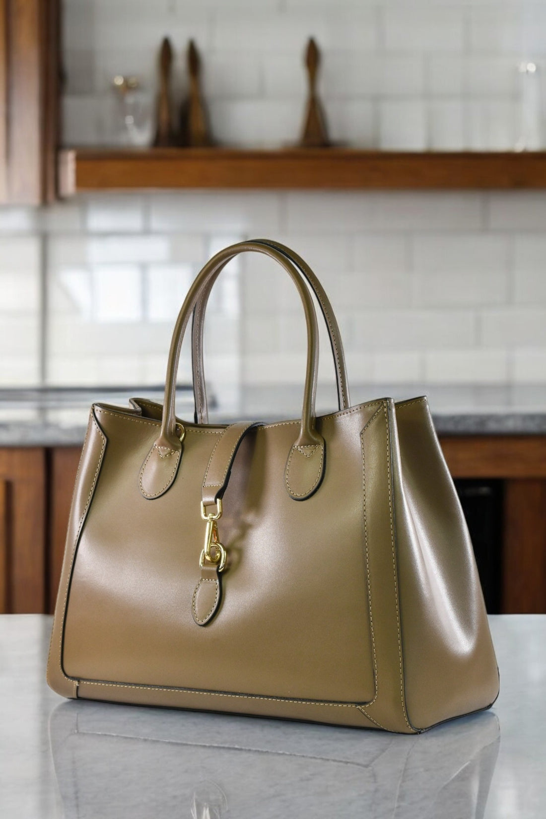 Beige dollar leather Egle bag